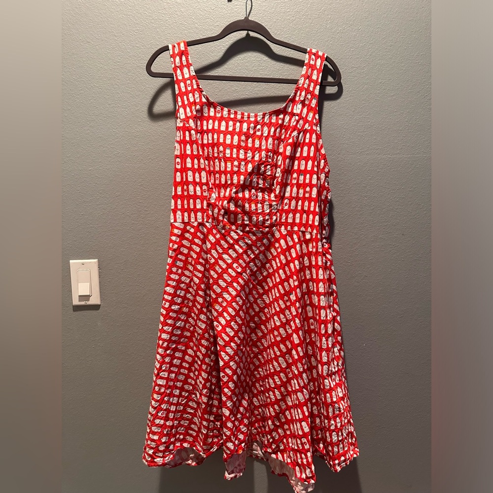 Retrolicious milk dress.